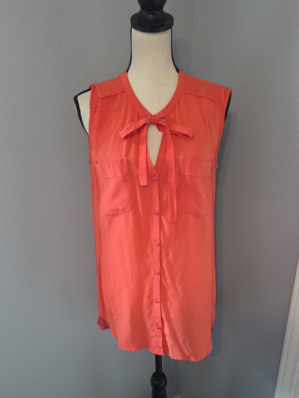 French Connection Coral Tie-Neck Sleeveless Silk Blouse Sz 8